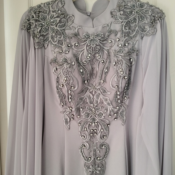 Modanisa Grey long-sleeved dress - Picture 4 of 9